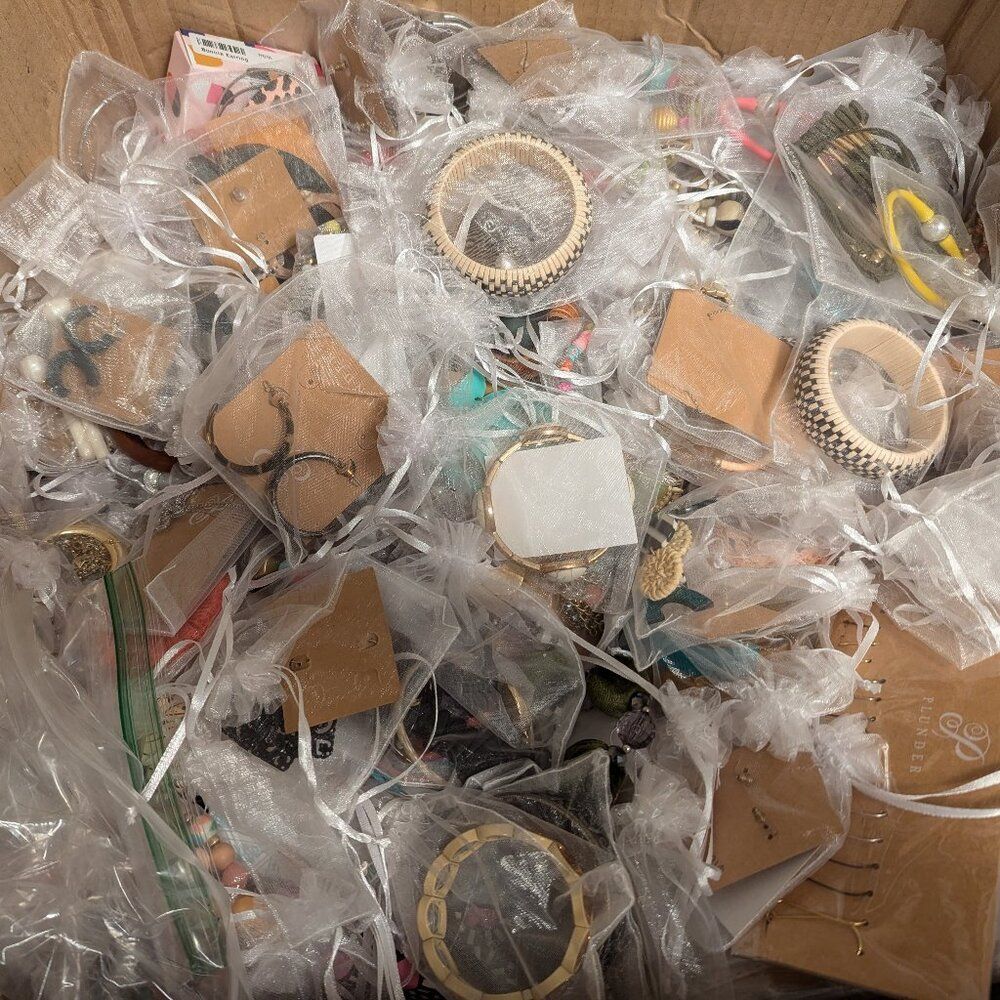Plunder Mystery Box